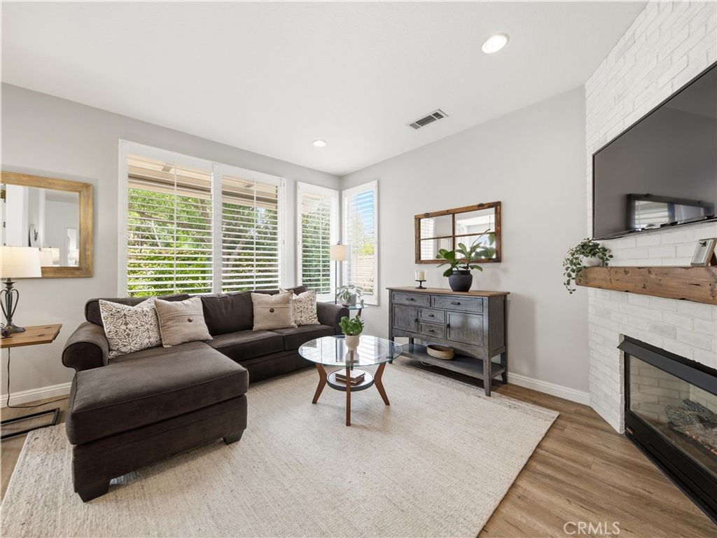 23653 Silverhawk, Valencia, CA 91354 — photo 4