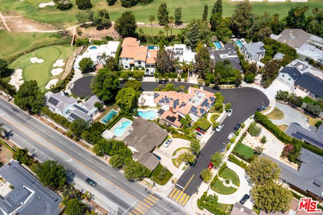 226 S Rimpau Boulevard, Los Angeles, CA 90004
