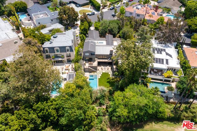 226 S Rimpau Boulevard, Los Angeles, CA 90004