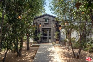 226 S Rimpau Boulevard, Los Angeles, CA 90004