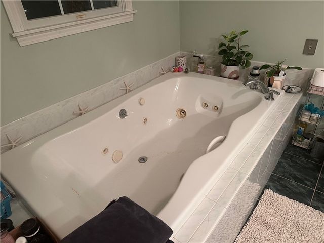 252 Gentian Avenue, North Providence, RI 02908