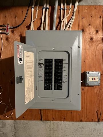 252 Gentian Avenue, North Providence, RI 02908