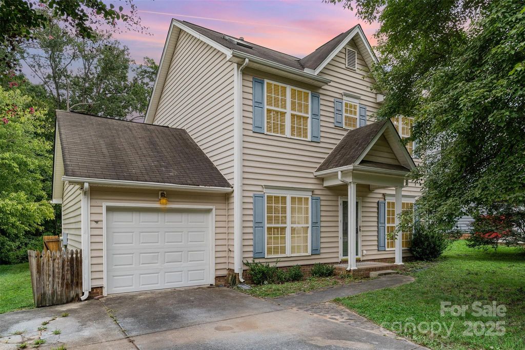 210 Devon Forest Drive, Mooresville, NC 28115