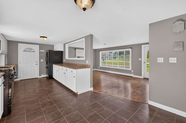 165 Swansom Rd, Swansea, MA 02777