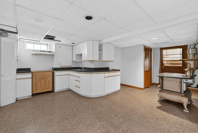 165 Swansom Rd, Swansea, MA 02777