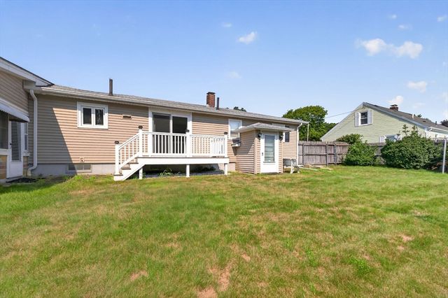 165 Swansom Rd, Swansea, MA 02777