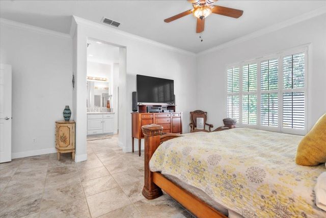 3 Anton Ct, Sacramento, CA 95835
