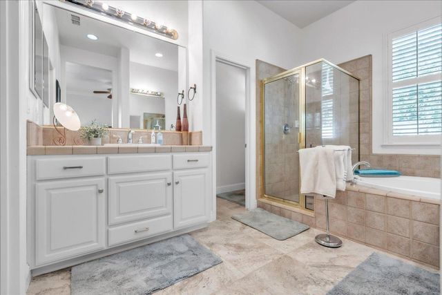 3 Anton Ct, Sacramento, CA 95835