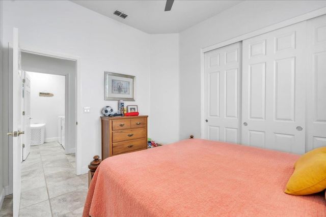 3 Anton Ct, Sacramento, CA 95835