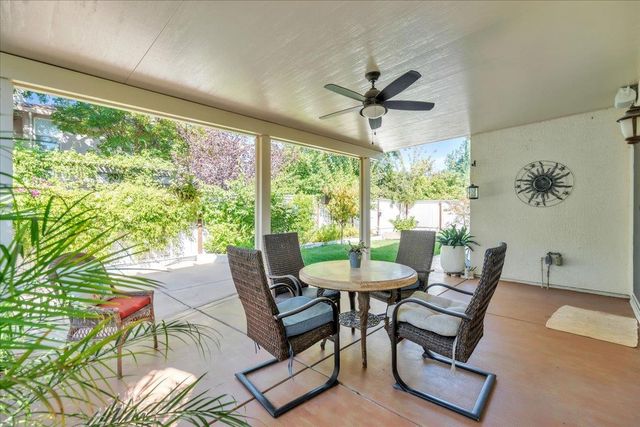 3 Anton Ct, Sacramento, CA 95835