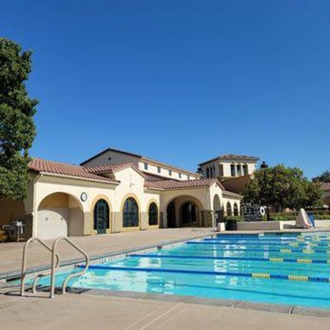 3 Anton Ct, Sacramento, CA 95835