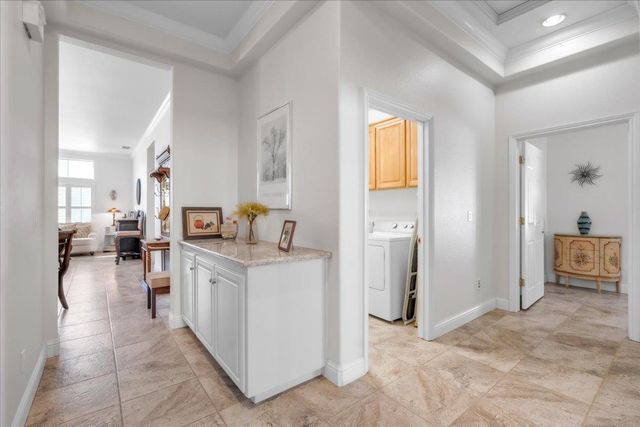 3 Anton Ct, Sacramento, CA 95835