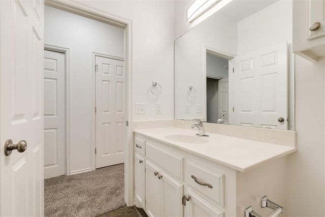 10 NW 156th Street 10, Edmond, OK 73013
