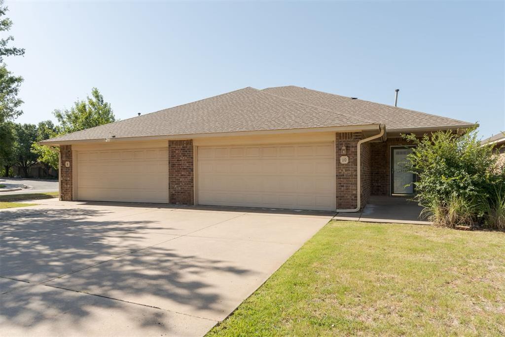 10 NW 156th Street 10, Edmond, OK 73013