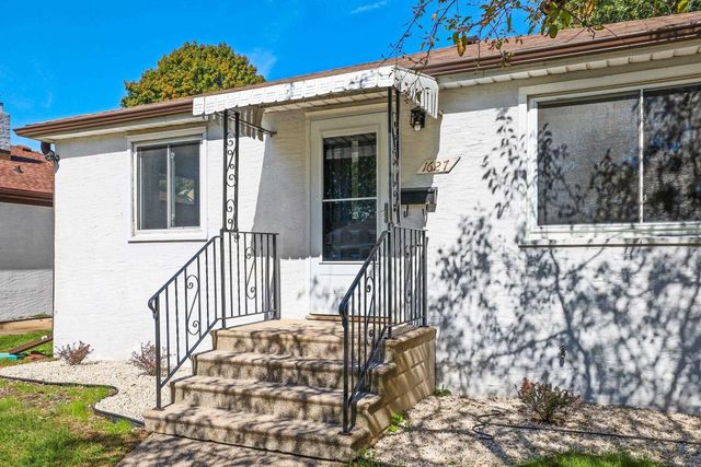 1627 SMITH STREET, Green Bay, WI 54302