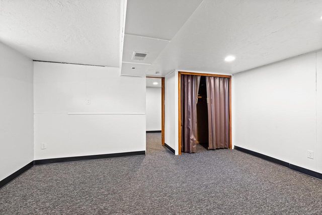 1627 SMITH STREET, Green Bay, WI 54302