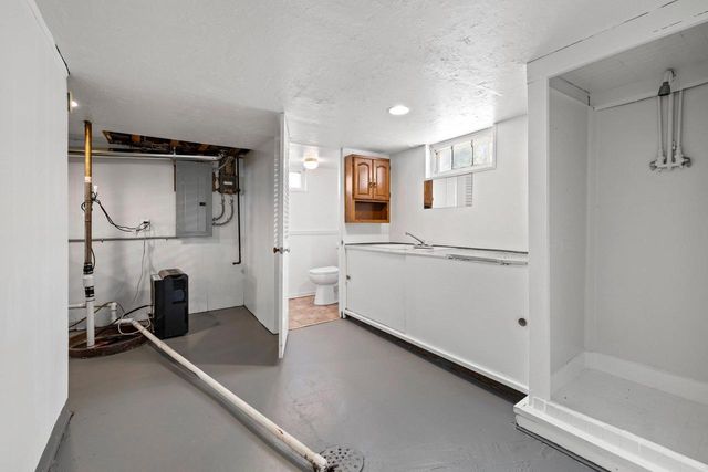 1627 SMITH STREET, Green Bay, WI 54302