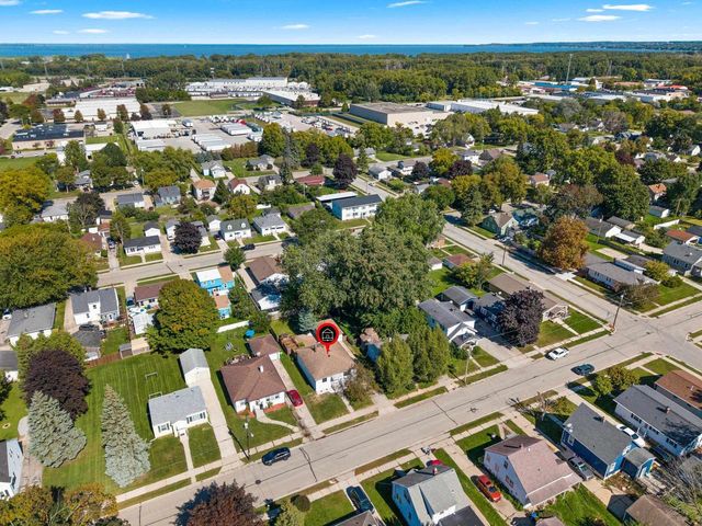 1627 SMITH STREET, Green Bay, WI 54302
