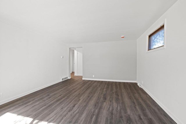 1627 SMITH STREET, Green Bay, WI 54302
