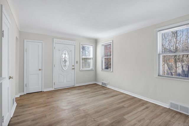 117 Birch Street, Mahtomedi, MN 55115