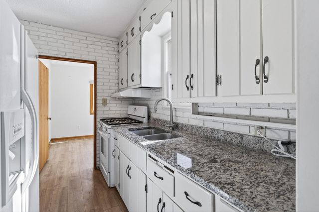 117 Birch Street, Mahtomedi, MN 55115