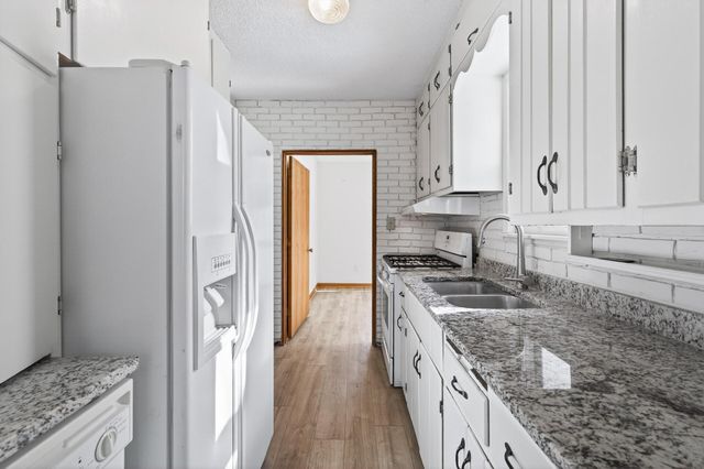 117 Birch Street, Mahtomedi, MN 55115