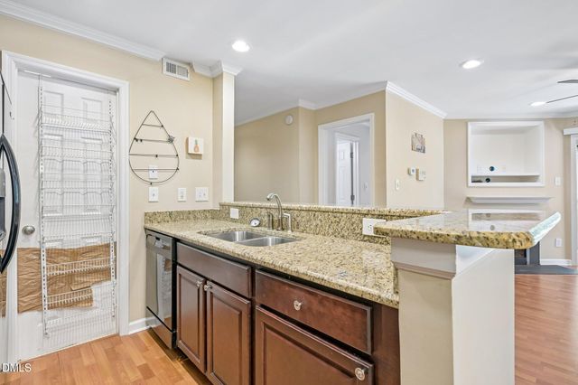 1010 Kingswood Drive Apt D, Chapel Hill, NC 27517