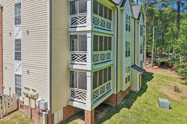 1010 Kingswood Drive Apt D, Chapel Hill, NC 27517