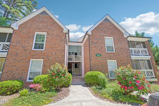 1010 Kingswood Drive Apt D, Chapel Hill, NC 27517