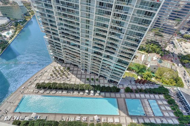 475 Brickell Ave 5010, Miami, FL 33131