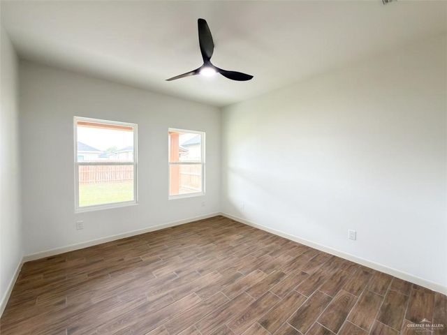 9218 N 25th Lane, Mcallen, TX 78504