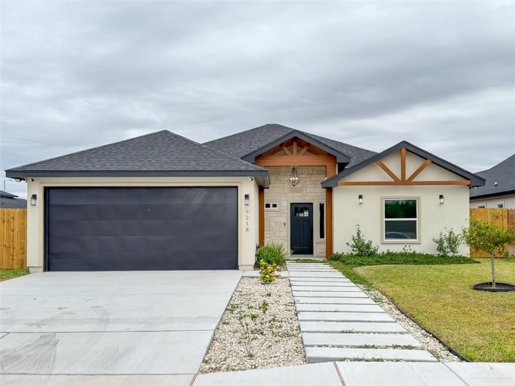 9218 N 25th Lane, Mcallen, TX 78504