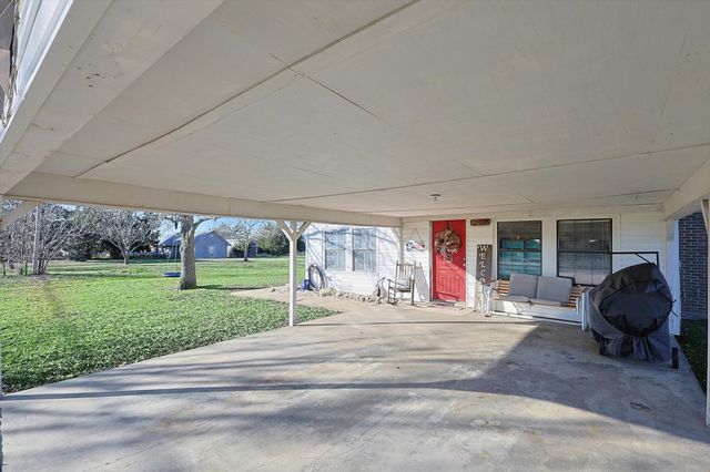 491 Emily Lane, Van Alstyne, TX 75495