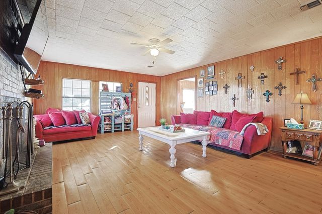 491 Emily Lane, Van Alstyne, TX 75495