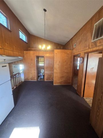 307 Broken Arrow Trail, Goodrich, TX 77335