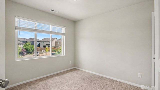 18220 110th Avenue E, Puyallup, WA 98374