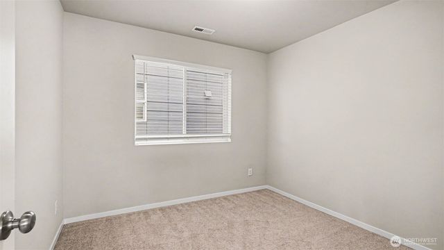 18220 110th Avenue E, Puyallup, WA 98374