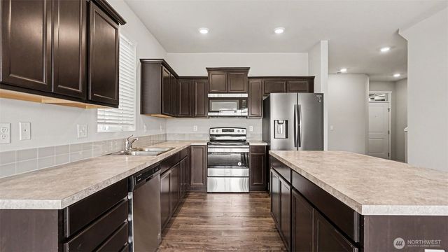 18220 110th Avenue E, Puyallup, WA 98374