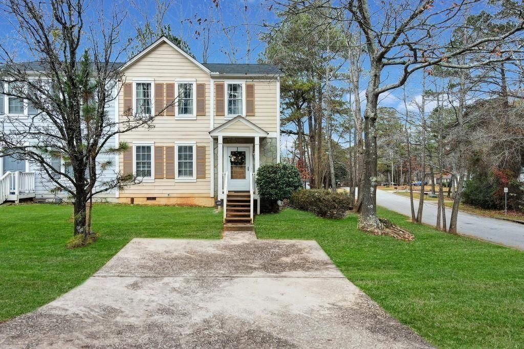 6811 Panda SW Drive A, Austell, GA 30168
