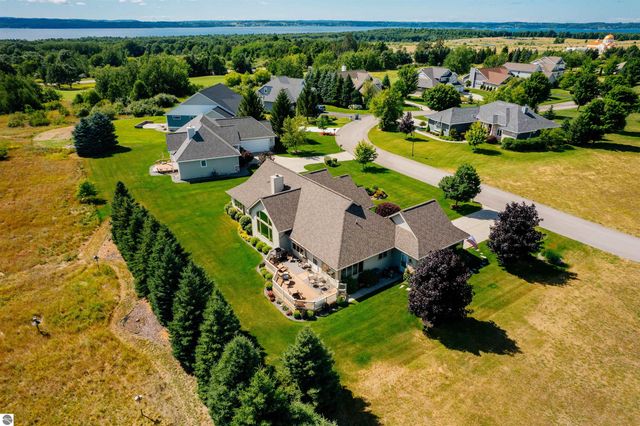 4213 Wolverine Drive, Williamsburg, MI 49690