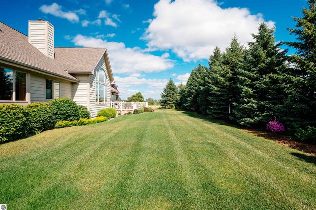 4213 Wolverine Drive, Williamsburg, MI 49690