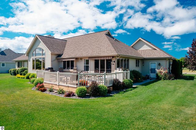 4213 Wolverine Drive, Williamsburg, MI 49690