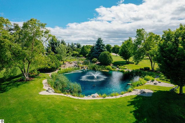 4213 Wolverine Drive, Williamsburg, MI 49690