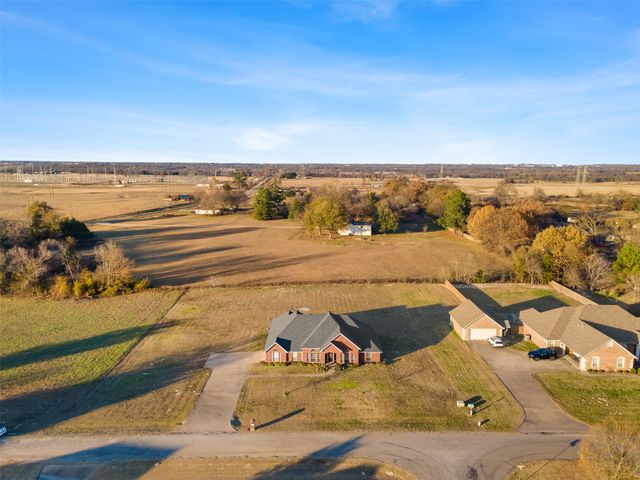 315 Briarwood Lane, Sulphur Springs, TX 75482