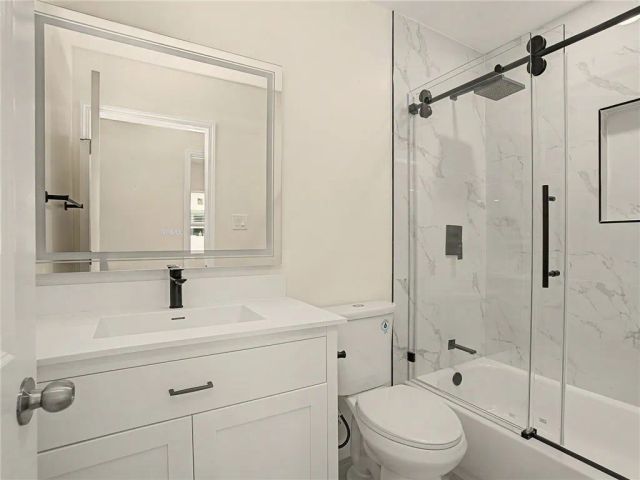 10775 Tabor Street, Los Angeles, CA 90034