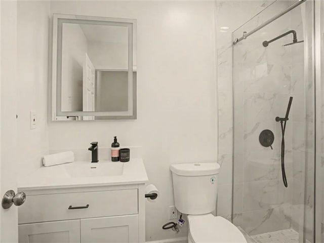 10775 Tabor Street, Los Angeles, CA 90034