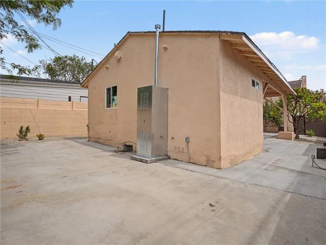 10775 Tabor Street, Los Angeles, CA 90034