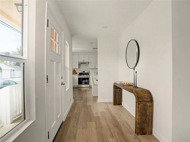 10775 Tabor Street, Los Angeles, CA 90034