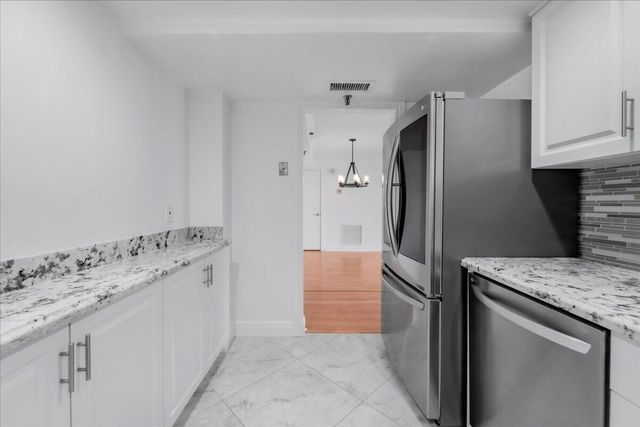 5280 NW 2nd Avenue PH-15, Boca Raton, FL 33487