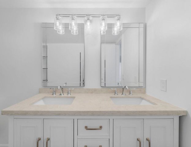 5280 NW 2nd Avenue PH-15, Boca Raton, FL 33487